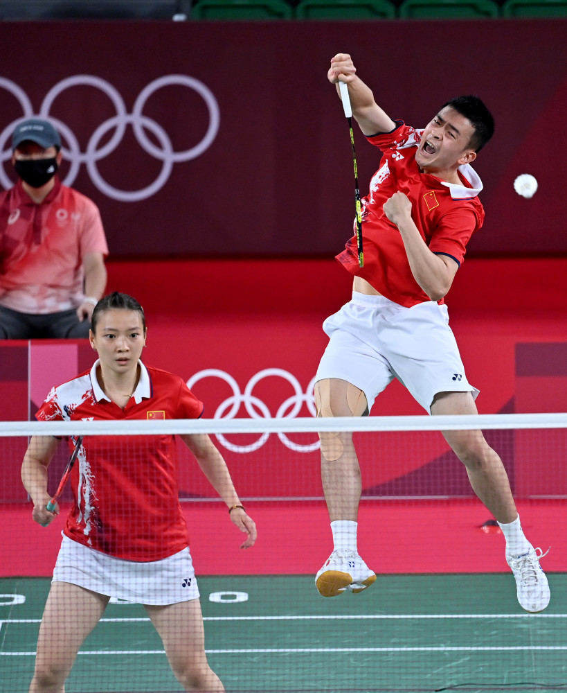 压环境下展 压环境下展